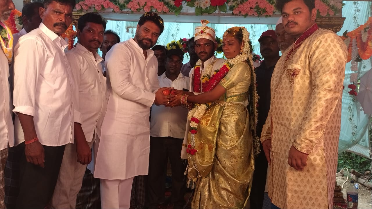 వివాహ వేడుకల్లో పాల్గొన్న మేడా విజయాశేఖర్ రెడ్డి