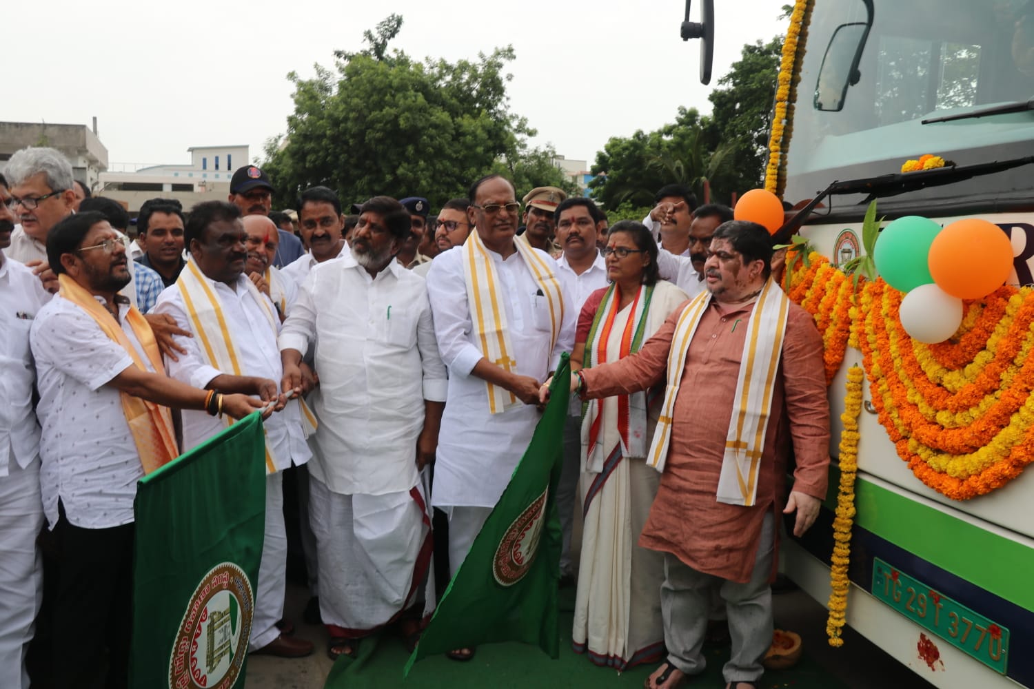 మహాలక్ష్మి పథకం ద్వారా ఆర్టీసీ లాభాలబాటలో