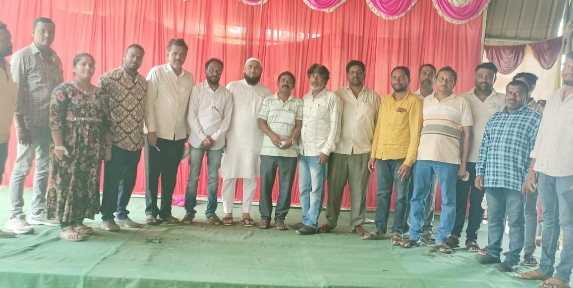 పోల్ టాక్స్ నూతన విధానాన్ని రద్దు చేయాలి