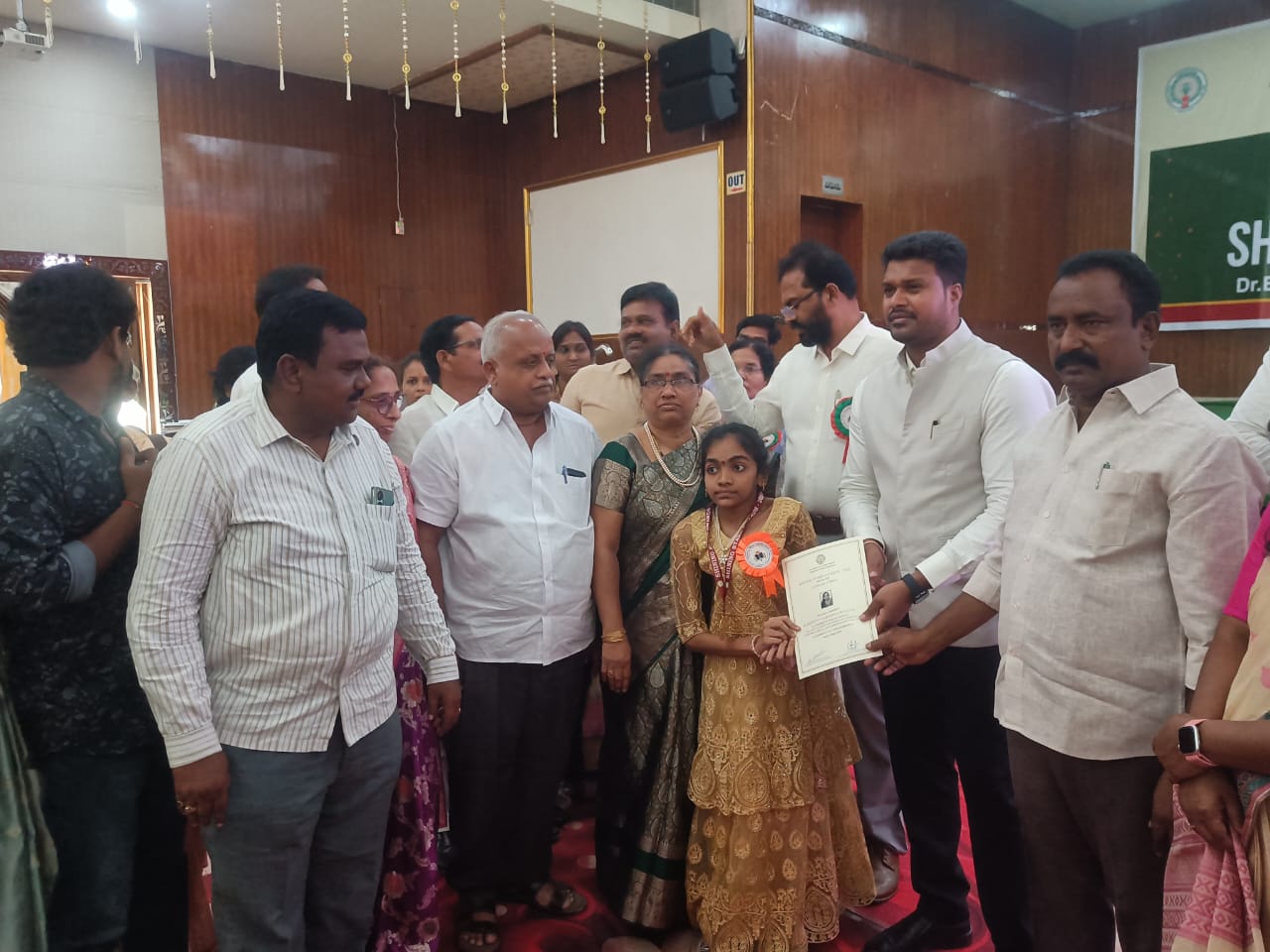 “ప్రతిభ” ను సాధించిన “శ్రీ వాణి” చిన్నారి