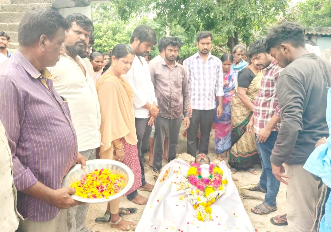 సీతయ్య మృతి బాధాకరం…