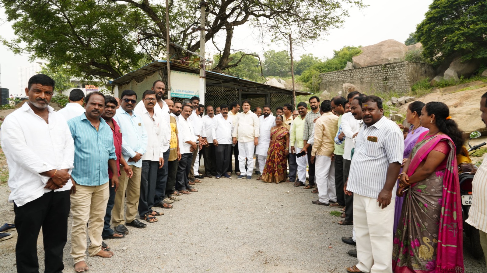 అభివృద్ధి కార్యక్రమాలను పరిశీలించిన ఎమ్మెల్యే మాధవరం కృష్ణారావు
