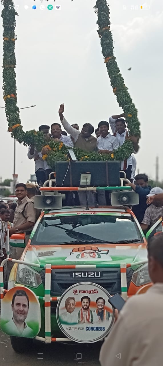 మైనింగ్ గనుల శాఖ మంత్రి కి ఘన స్వాగతం