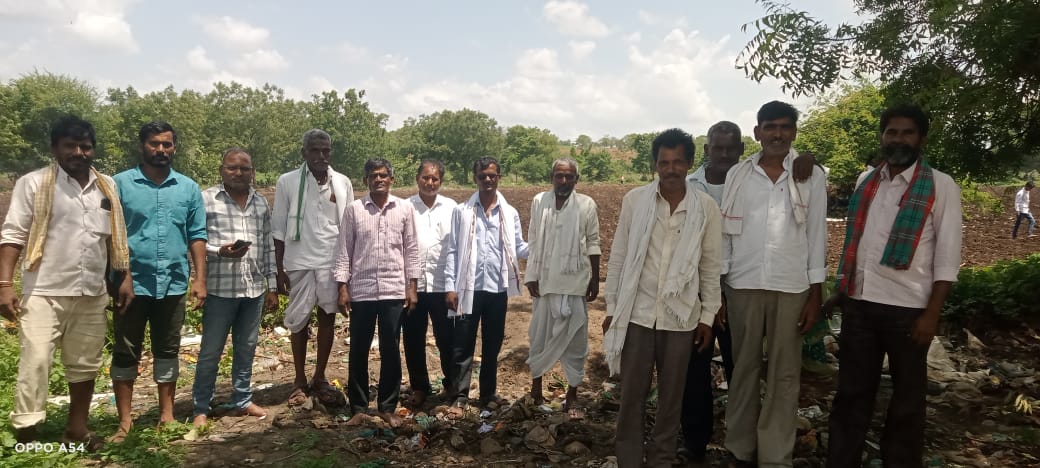రైతులు ప్రభుత్వానికి విక్రయించిన జొన్నల డబ్బులు రైతులకు అందేదేపుడో ?