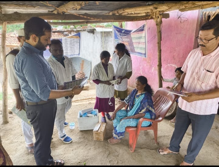 గిరిజన ప్రజలకు ప్రభుత్వ పథకాలు అందేలా చర్యలు