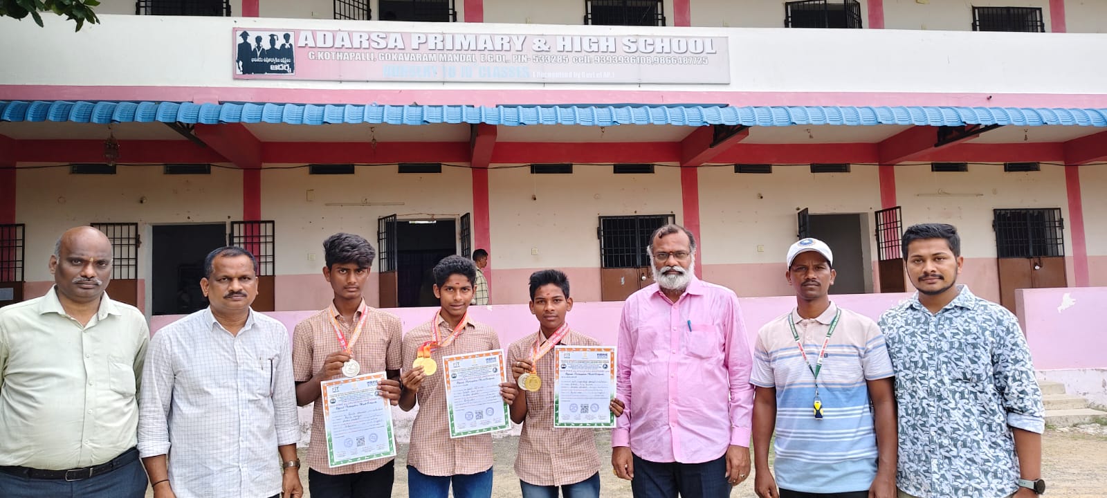 ఆదర్శ విద్యార్థికి జాతీయస్థాయిలో ఆటల విభాగంలో ప్రథమస్థానం