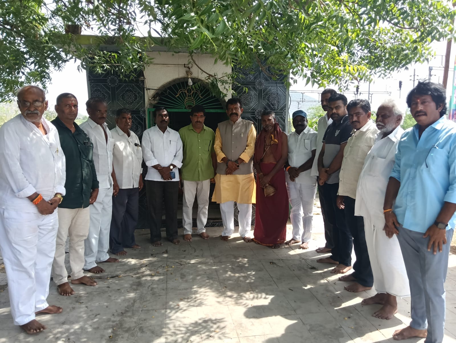 శ్రీ భ్రమరాంబికా మల్లికార్జున స్వామి ఆలయ వార్షికోత్సవంలో పాల్గొన్న ఆకేపాటి అమర్నాథ్ రెడ్డి.
