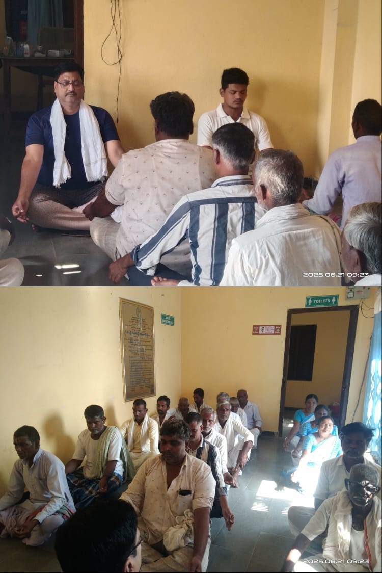 తడ్కల్ ఆరోగ్య ఉప కేంద్రంలో యోగాబ్యాసం డాక్టర్ భగవాన్ పాటిల్