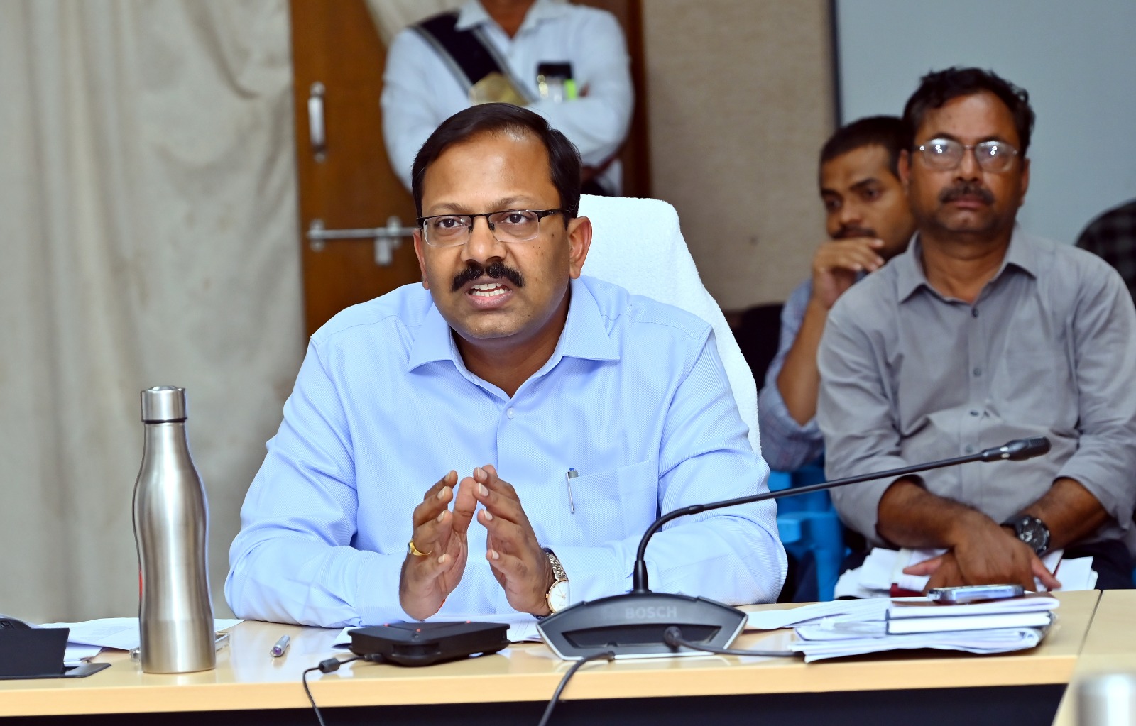 ఇందిరమ్మ ఇళ్ల నిర్మాణాలలో స్పష్టమైన ప్రగతి కనిపించాలి