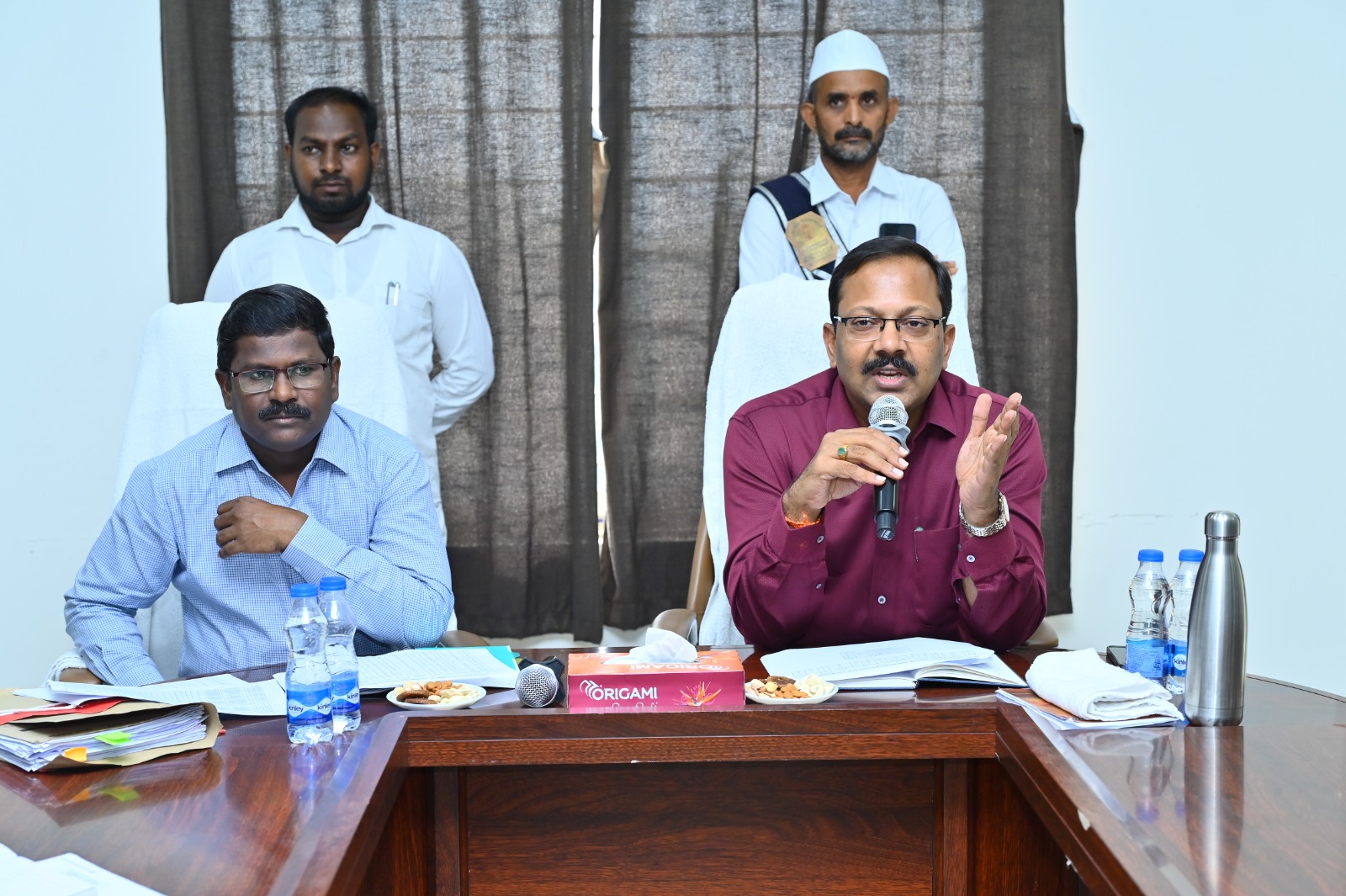 నగరంలో ఇందిరమ్మ ఇళ్ల పురోగతిపై సుదీర్ఘ సమీక్ష..!