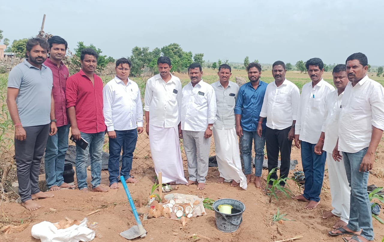 బట్టాపూర్ లో నూతన గ్రామ పంచాయతీ భవనం నిర్మాణానికి భూమి పూజ