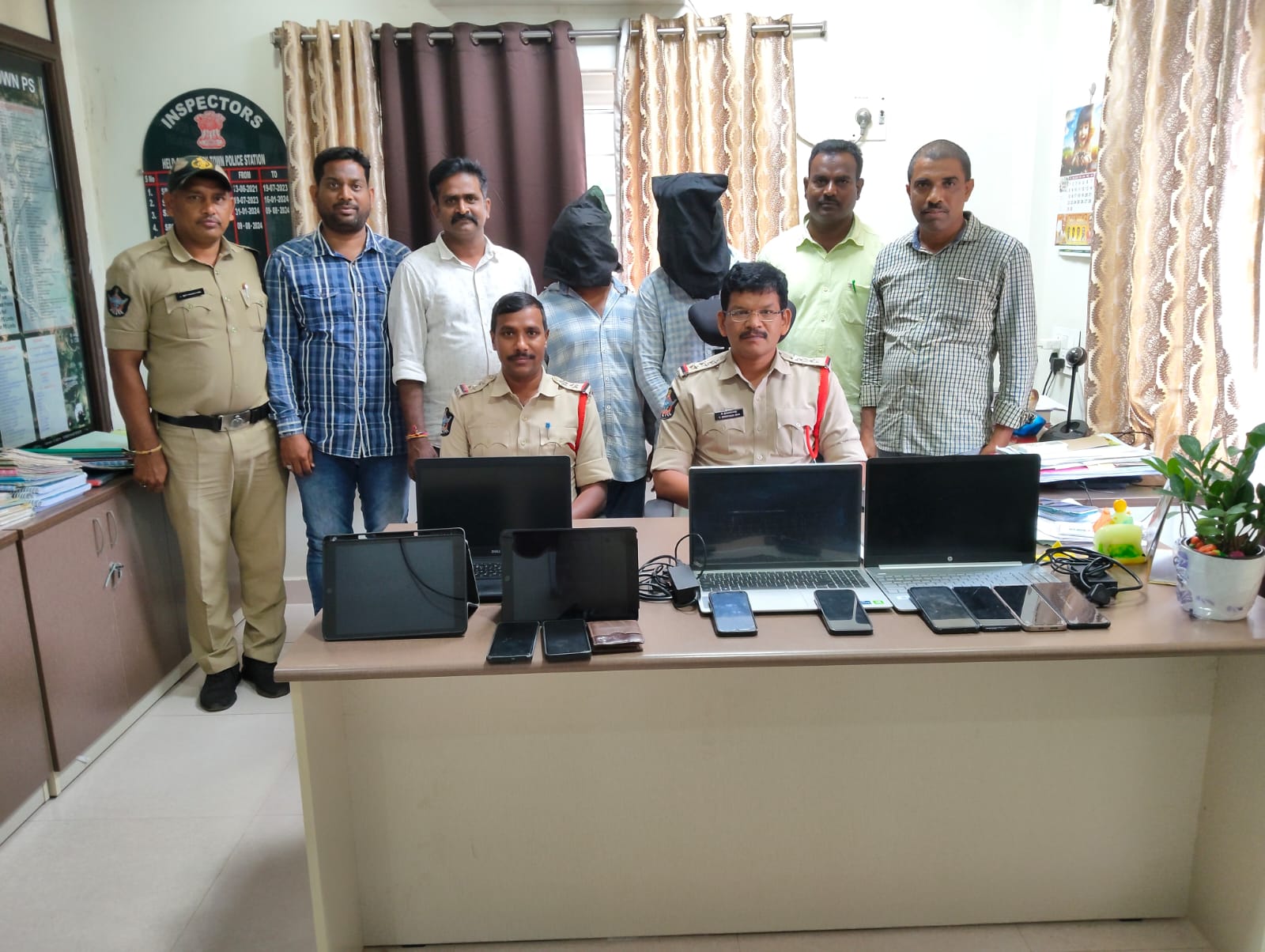 ఇద్దరు తమిళనాడు దొంగలు అరెస్ట్