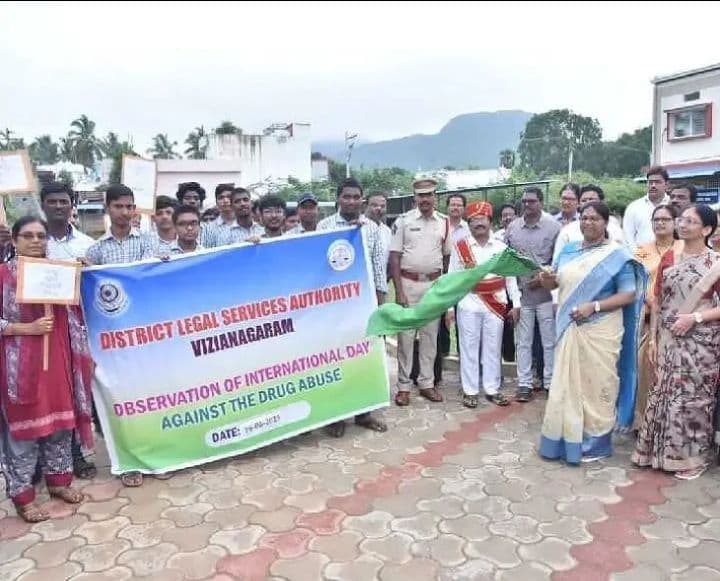 వారికి బెయిల్‌ కూడా దొరకడం కష్టం: జిల్లా జడ్జి