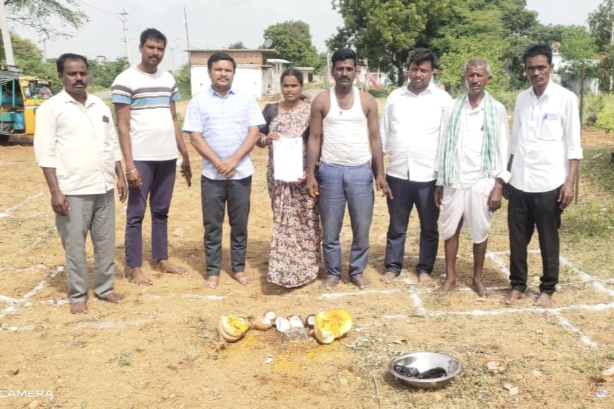 ఇందిరమ్మ ఇండ్ల ముగ్గు ప్రారంభోత్సవం
