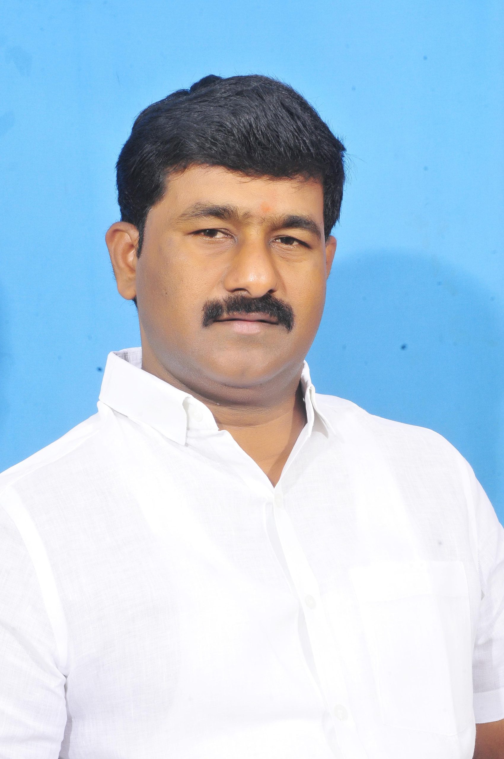 టీడీపీ నేతలను నిలదీయండి: