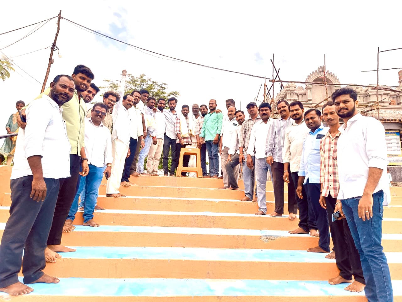 ఘనంగా ఎమ్మెల్యే పుట్టిన పుట్టినరోజు వేడుకలు