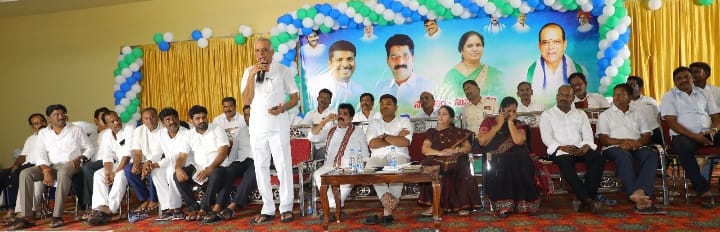 క్యూ ఆర్ కోడ్స్కాన్ చేస్తే చంద్రబాబు ఇచ్చిన హామీలు మోసాల గురించి పూర్తి సమాచారం తెలుస్తుంది