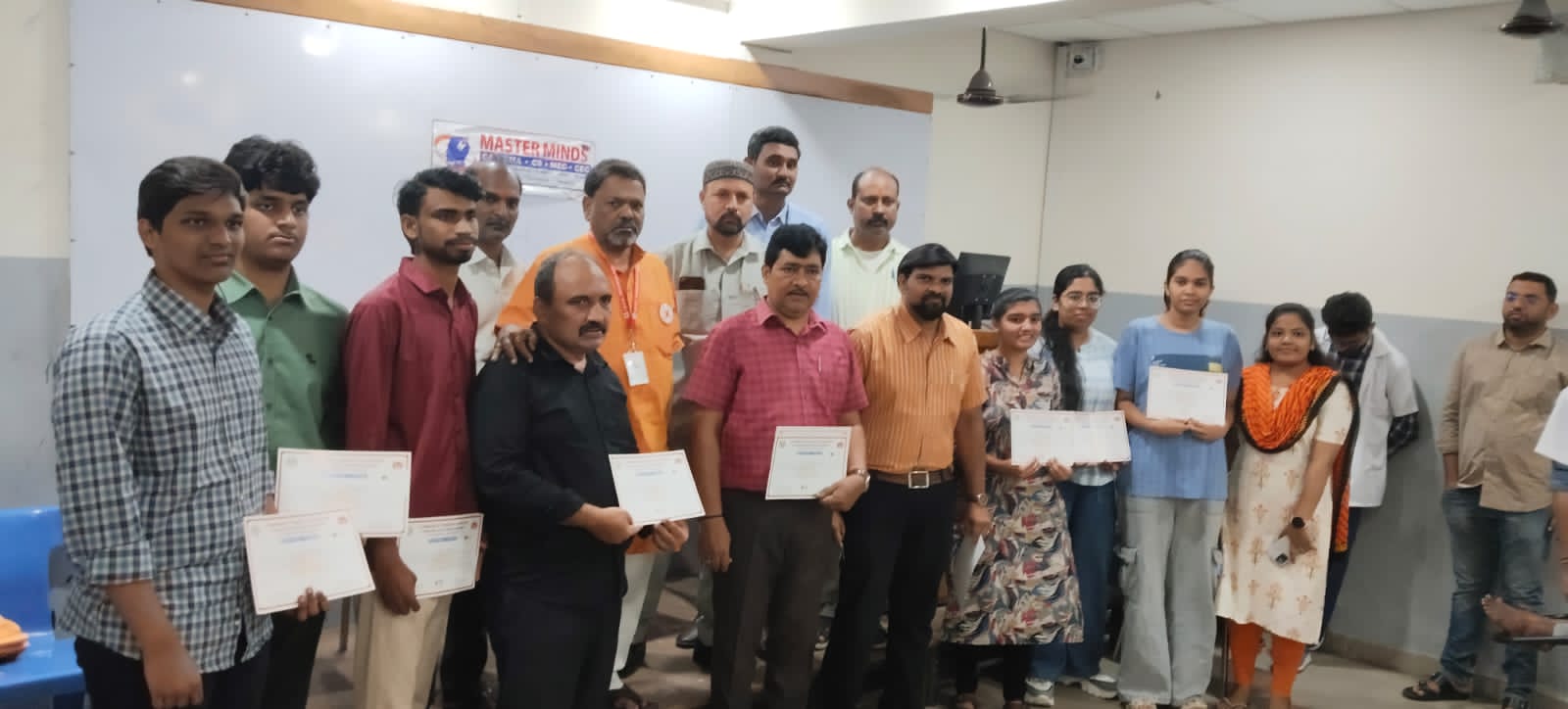 మాస్టర్ మైండ్స్ కళాశాల లో రక్త దాన శిబిరం