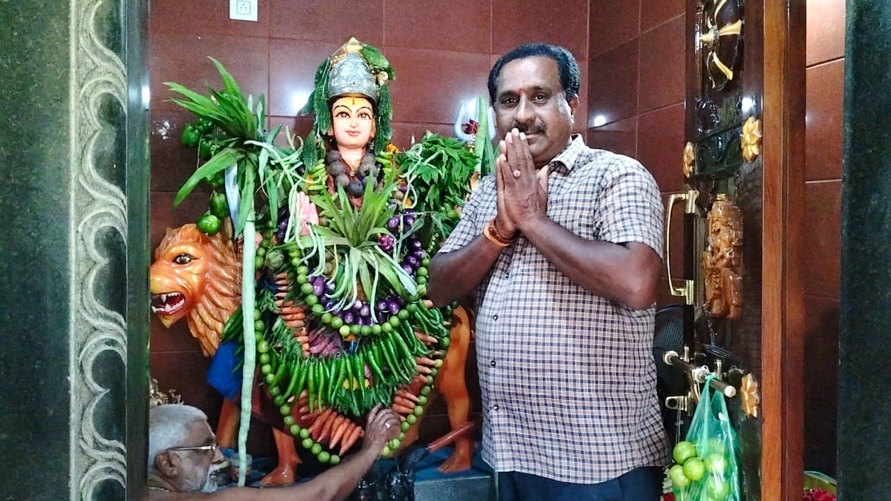 పెదమడి గ్రామంలో శ్రీ విజయ దుర్గ అమ్మవారికి ఆషాడమాసం సారే.