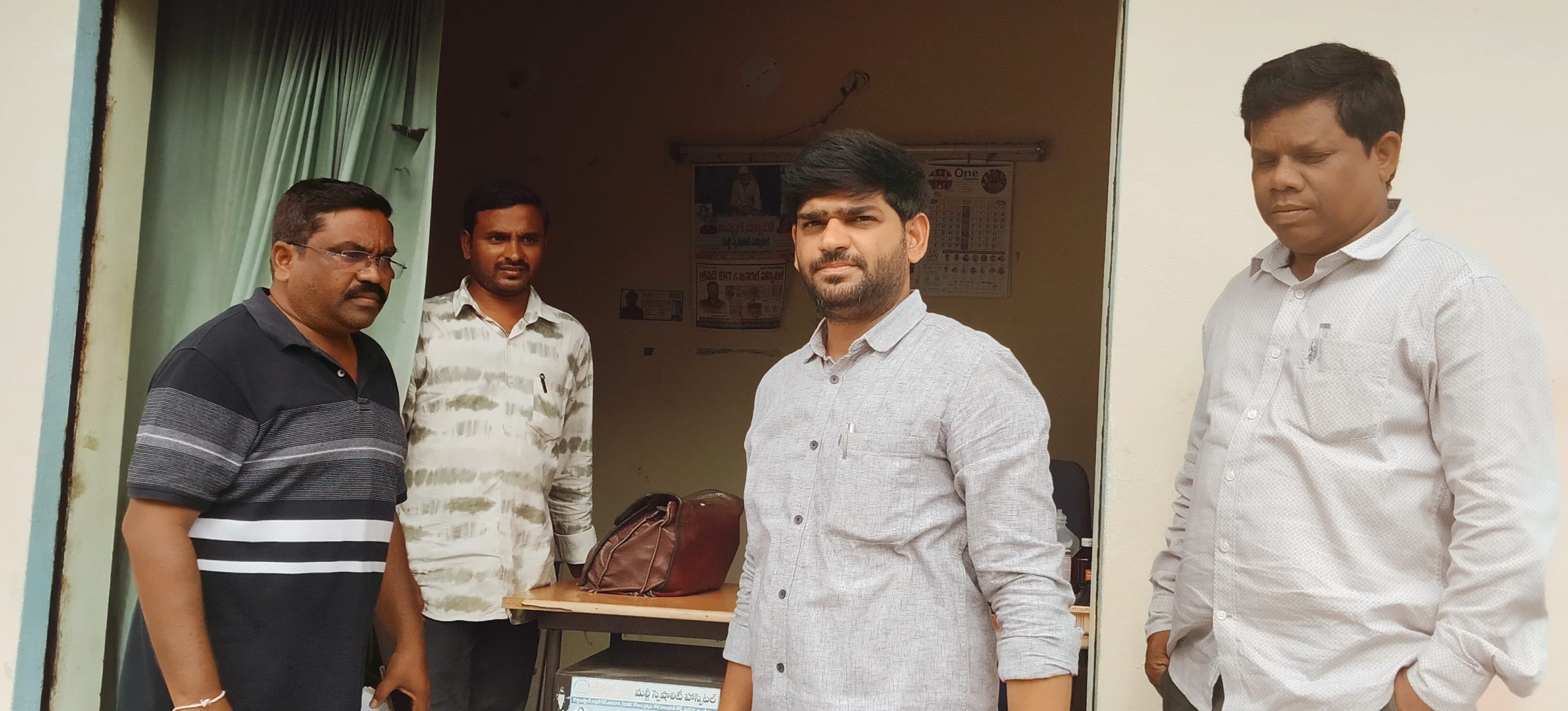ఆర్ఎంపి క్లినిక్లను తనిఖీ చేసిన డాక్టర్ అజిత్ రెడ్డి