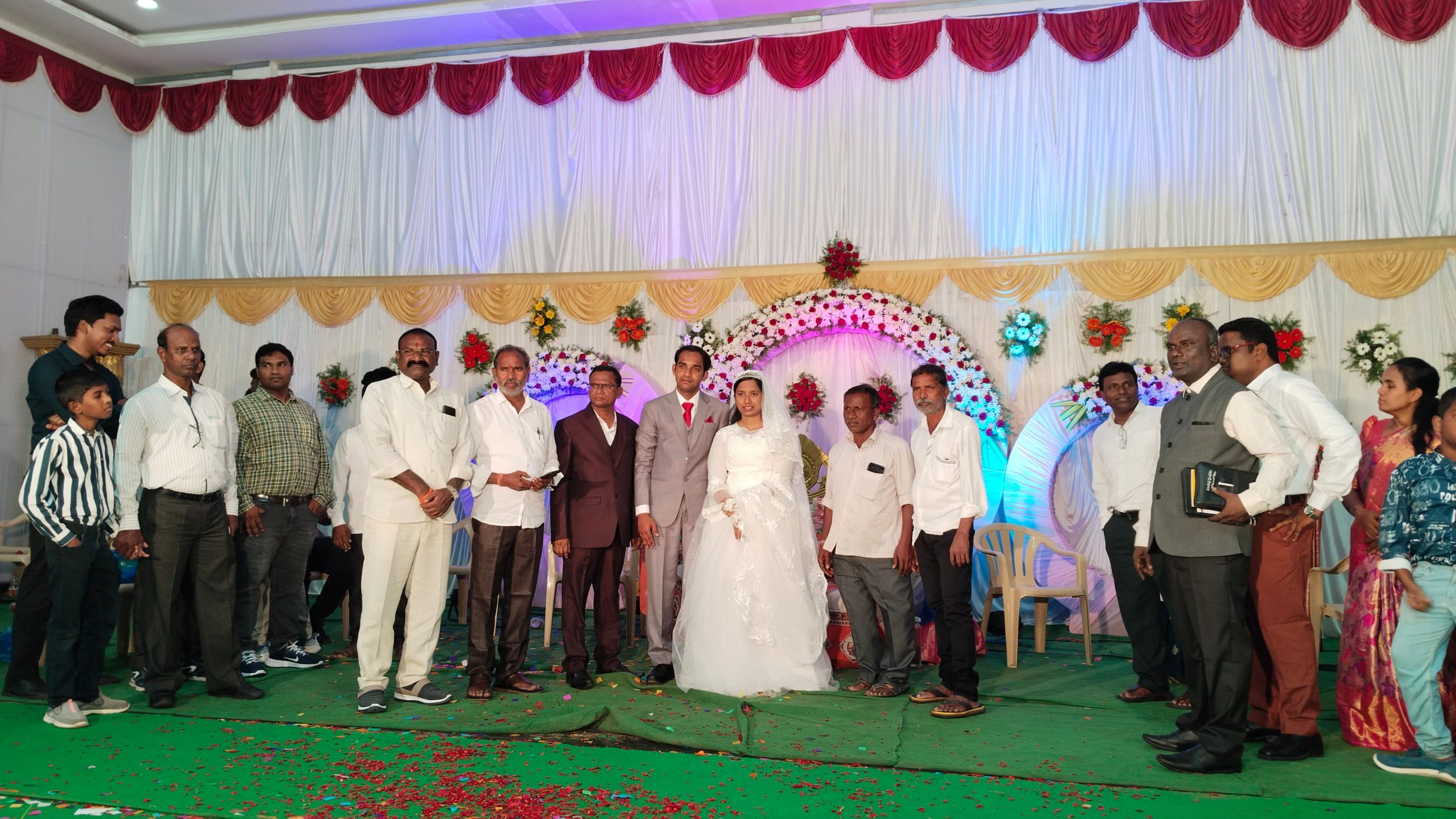 వివాహ మహోత్సవం లో పాల్గొన్న మాందారి పేట మాజీ సర్పంచ్ సదానందం
