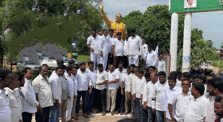 ఘనంగా మహానేత వైఎస్సార్ జయంతి వేడుకలు