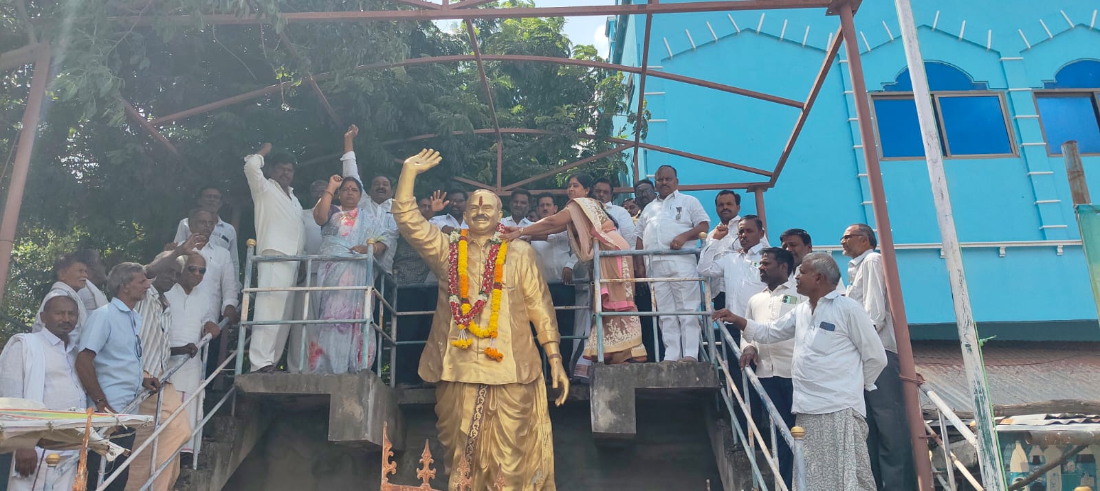 ఘనంగా వైఎస్ఆర్ జయంతి వేడుకలు