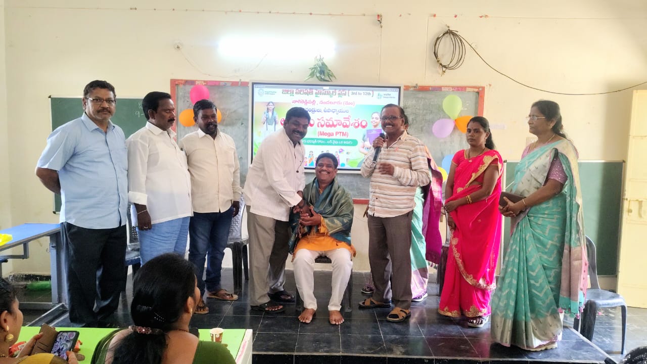 గురువులను గౌరవించడం ప్రతి ఒక్కరి బాధ్యత :- సర్పంచ్ జంబు సూర్య నారాయణ