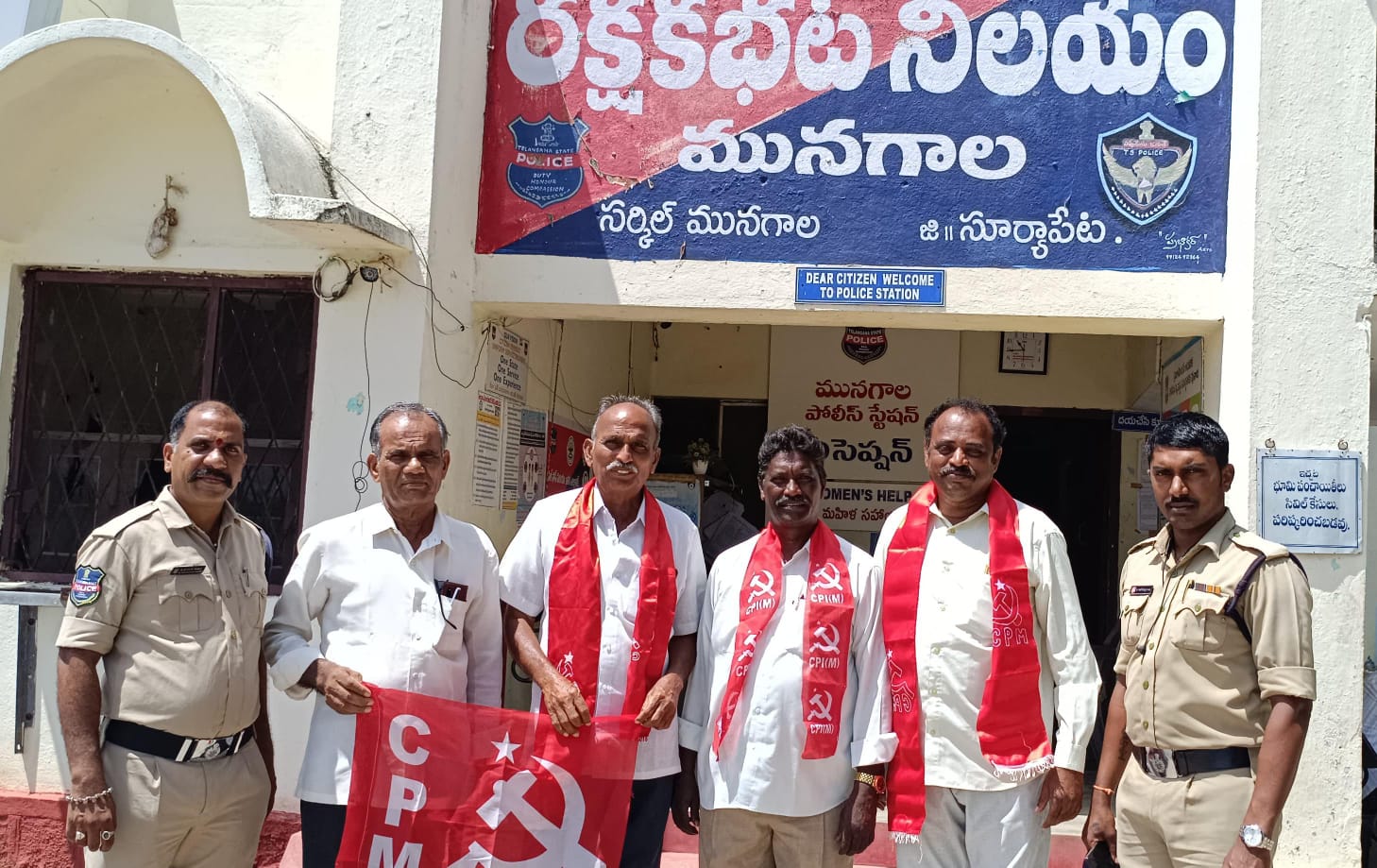 ప్రభుత్వం ప్రజలకు ఇచ్చిన సంక్షేమ పథకాల హామీలను అమలు చేయాలి