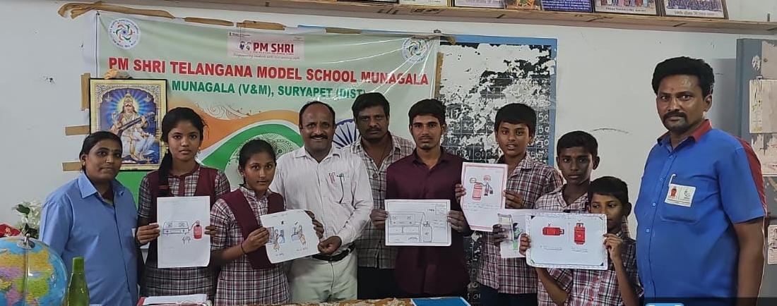 హెచ్ పీ గ్యాస్ వినియోగంపై విద్యార్థులకు అవగాహన