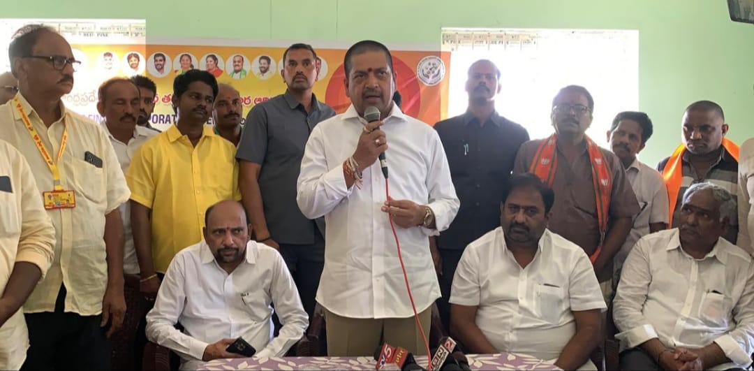 మహిళల ఆర్థికాభివృద్ధికి ప్రభుత్వ సాయం