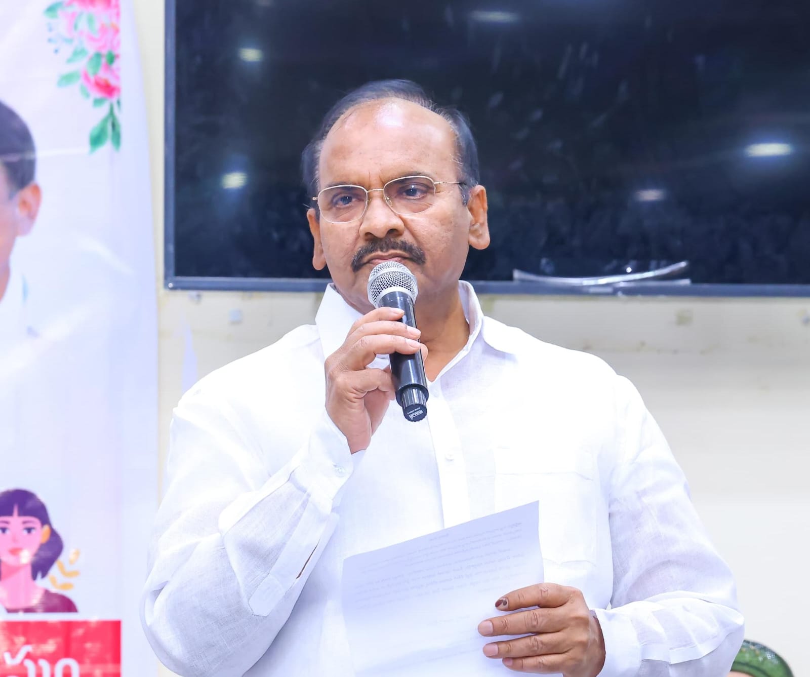 అధికారం కోసం అడ్డగోలుగా హామీలిచ్చిన జగన్ ముఖ్యమంత్రి కుర్చీ దక్కగానే ప్రజల నోట్లో మట్టికొట్టాడు ప్రత్తిపాటి