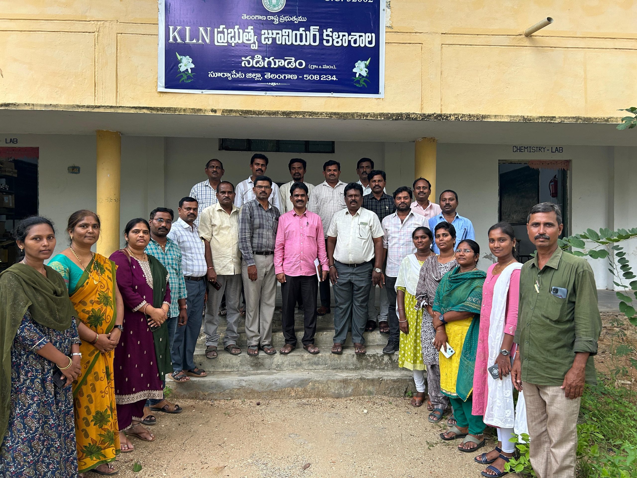 కళాశాలలో విద్యార్థుల నమోదు హాజరు శాతాన్ని పెంచాలి.