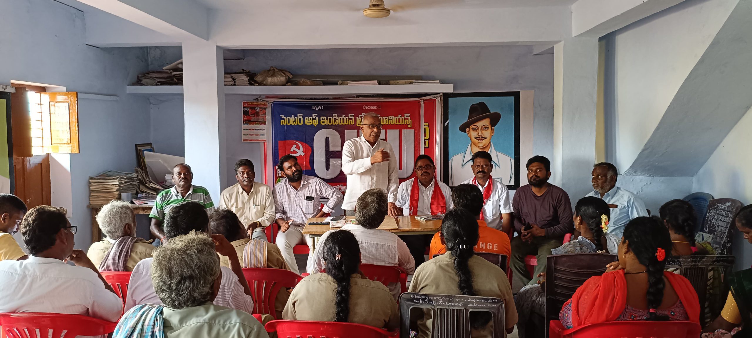 గ్రామపంచాయతీ కార్మికులకు ఉద్యోగ భద్రత కల్పించాలి
