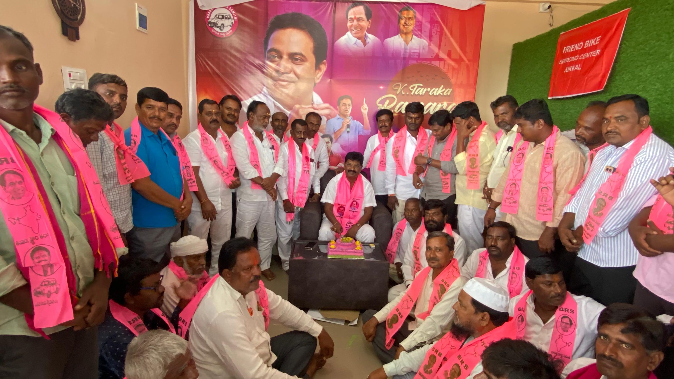బి ఆర్ఎస్ వర్కింగ్ ప్రెసిడెంట్ కేటీఆర్ గారి జన్మదిన వేడుకలు….