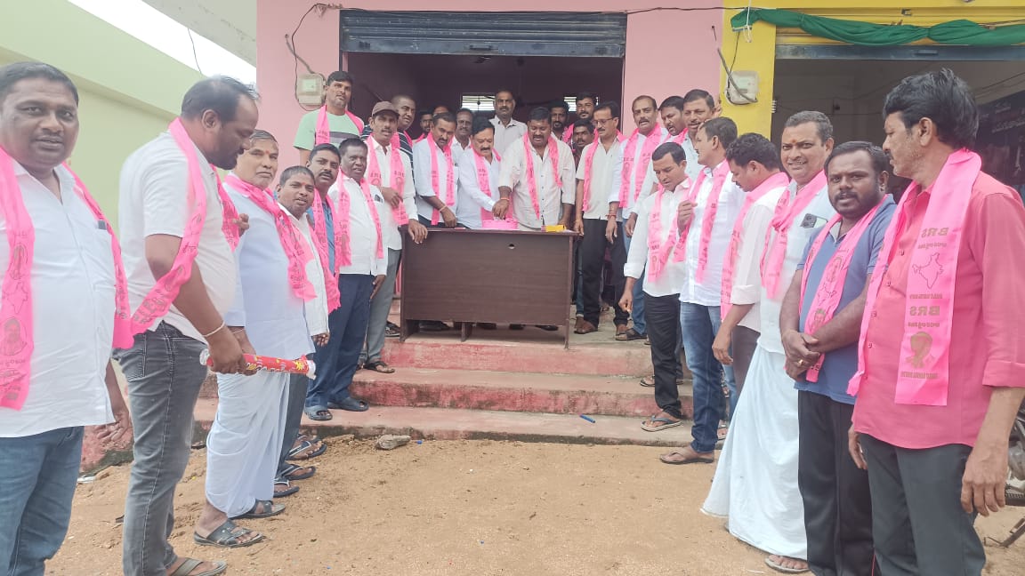కేటీఆర్ 49వ పుట్టినరోజు వేడుకలు ఘనంగా నిర్వహించిన -మండల బి ఆర్ ఎస్ పార్టీ