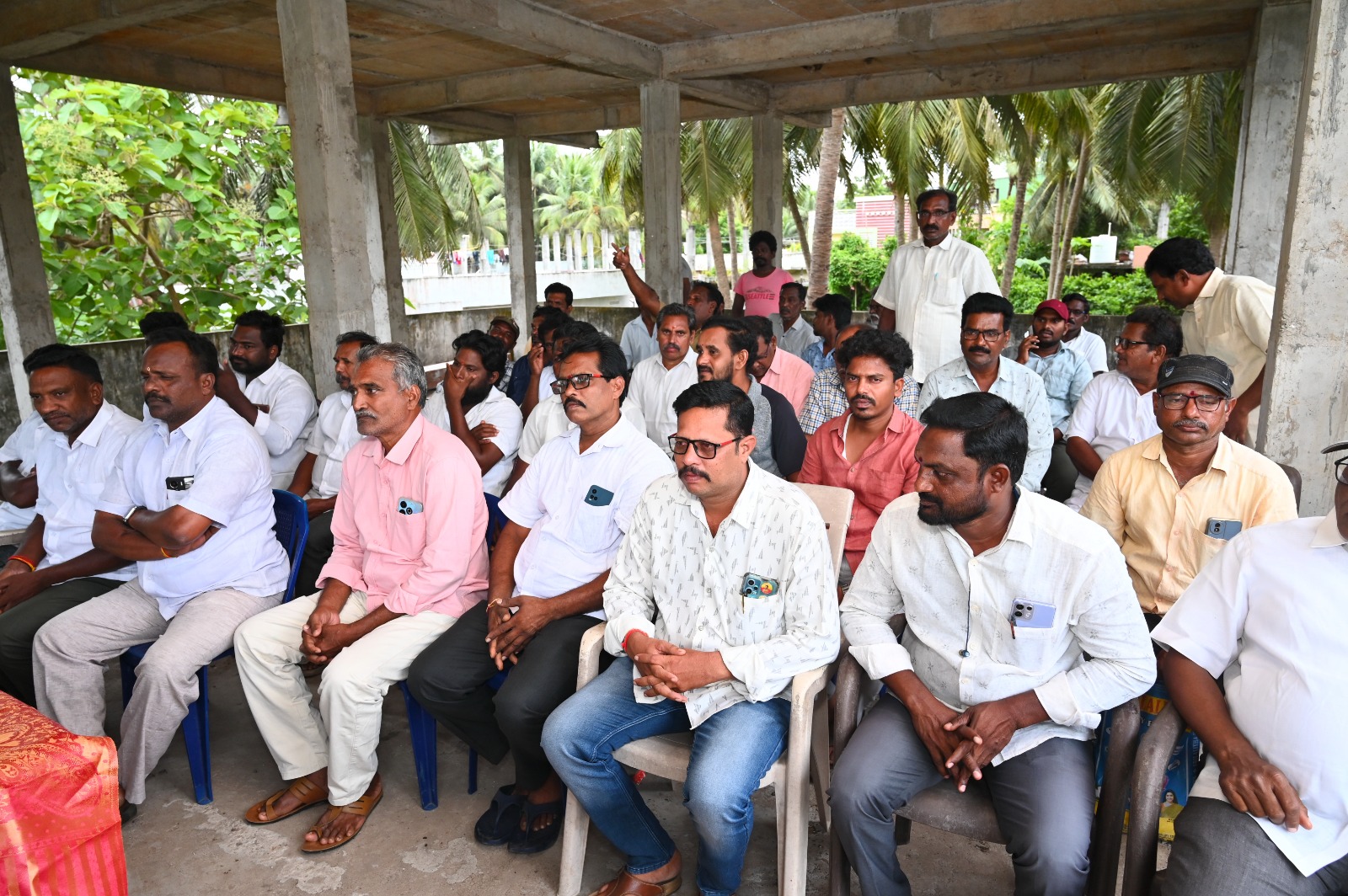 మత్స్యకారులు ఆర్థికంగా అభివృద్ధి చెందాలి..