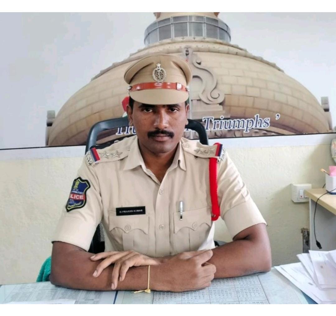 యువత చెడు వ్యసనాలకు దూరంగా ఉండాలి