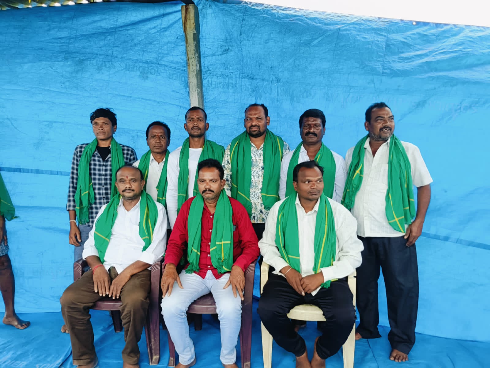 ఆదివాసి నాయకపోడు మండల అధ్యక్షునిగా రొడ్డ శ్రీనివాస్