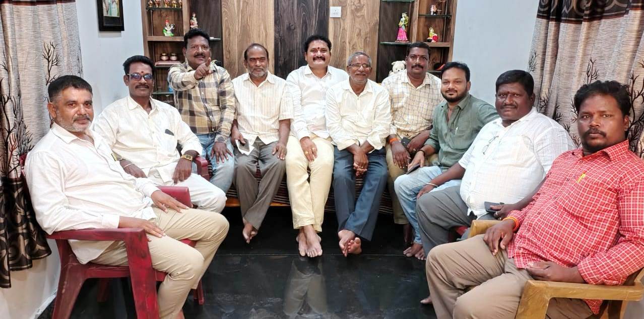 అక్రమణలు కప్పికొనేందుకే వైకాపాపై గోవిందరాజులు ఆరోపణలు` మండల వైఎస్సార్‌సీపీ నాయకులు ధ్వజం