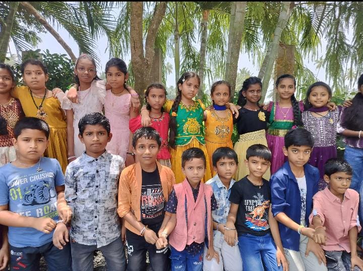 ఘనంగాభాష్యం పాఠశాలలో స్నేహితుల దినోత్సవం
