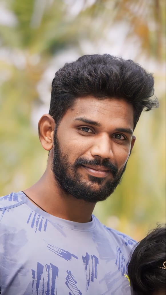 కష్టపడి కొలువు సాధించారు