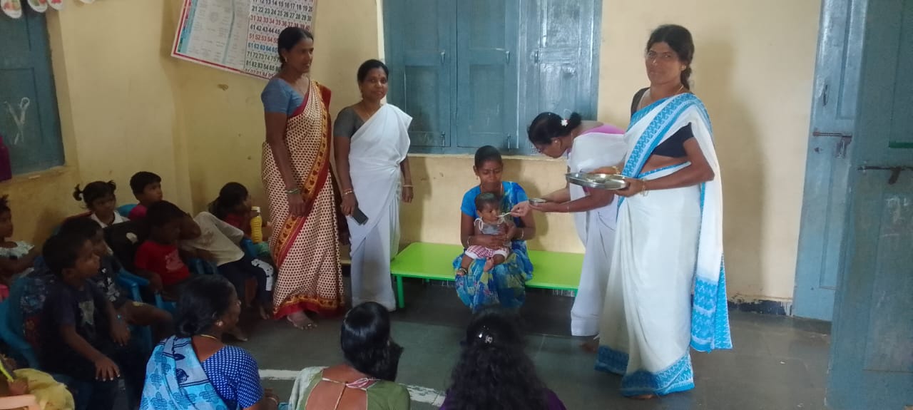 పాతూర్ అంగన్వాడీ కేంద్రంలో తల్లిపాల వారోత్సవాలు