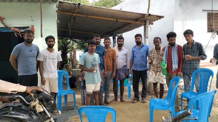 మృతిని కుటుంబాన్ని పరామర్శించిన తీన్మార్ జయ్