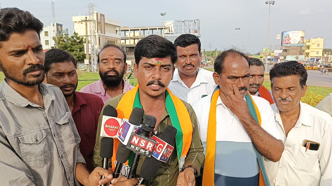 రాజివ్ యువ వికాసం పేరుతో నిరుద్యోగులకు పంగనామాలు.