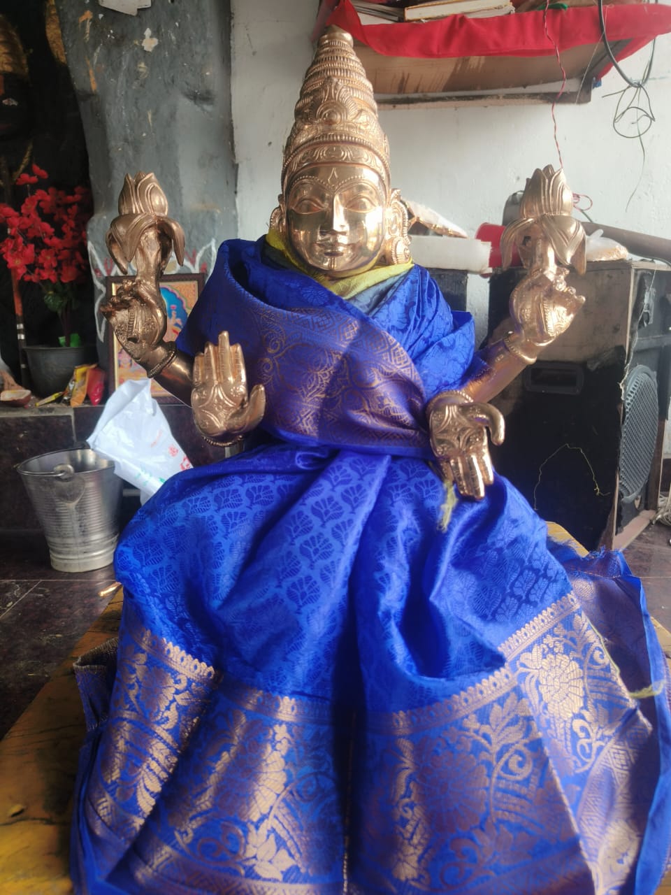 ..శ్రీ మహాలక్ష్మి పంచలోహ ఉత్సవ విగ్రహ ప్రతిష్టాపన