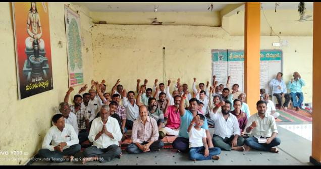 బిచ్కుంద శ్రీ మార్కండేయ మందిరంలో రక్షాబంధన్ వేడుకలు