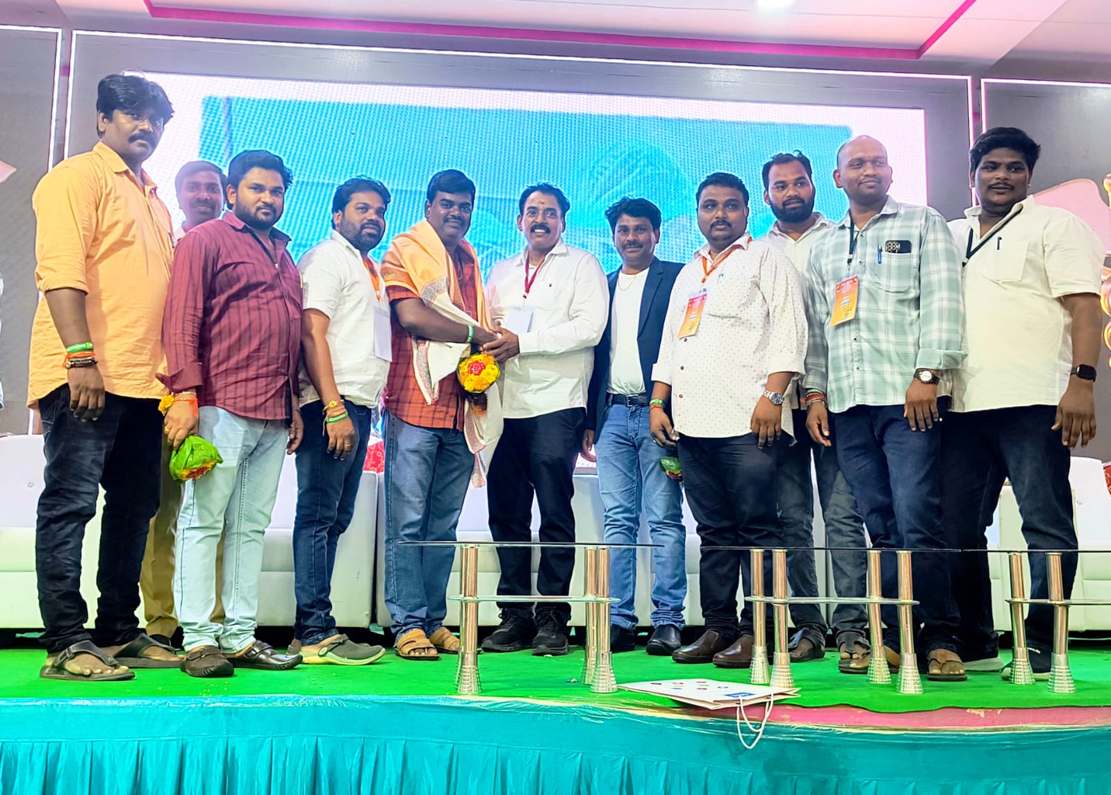అయినవిల్లి బీజేపీ అధ్యక్షుడికి విజయవాడ లో ఘన సన్మానం