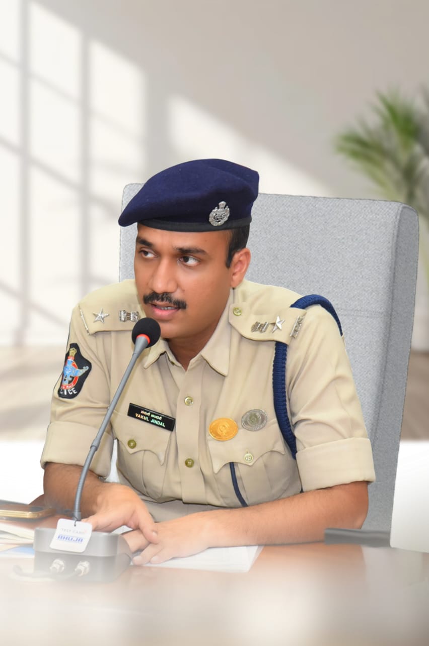 గంజాయి కేసులో ఇద్దరు నిందితులకు 2సం.లు జైలు, జరిమానా