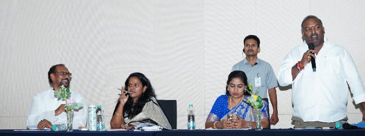 పేదరికం నిర్మూలనలో ప్రతీ ఒక్కరి భాగస్వామ్యం అవసరం